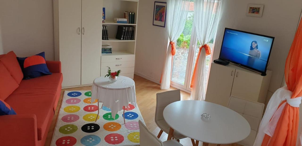 Roses Apartment Brac Sutivan Luaran gambar